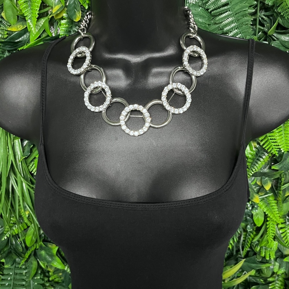 Interlocking Ring Statement Necklace Silver Tone Crystal Rhinestone Collar 3753